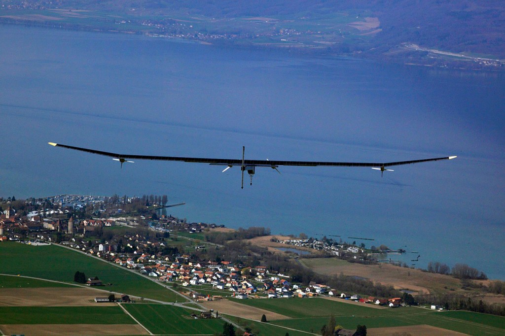 Solar-Impulse-airplane